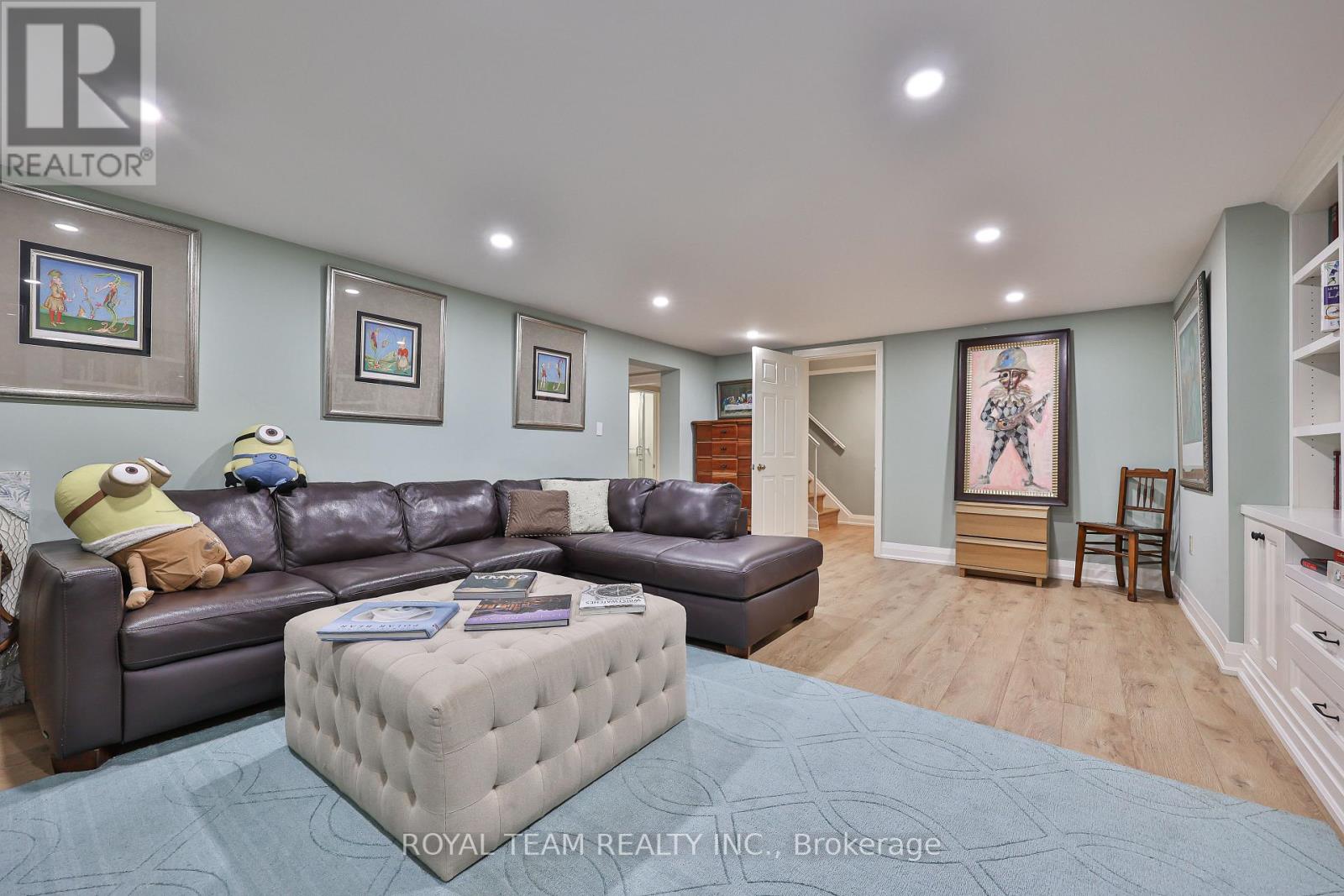 107 ESGORE DRIVE - 27