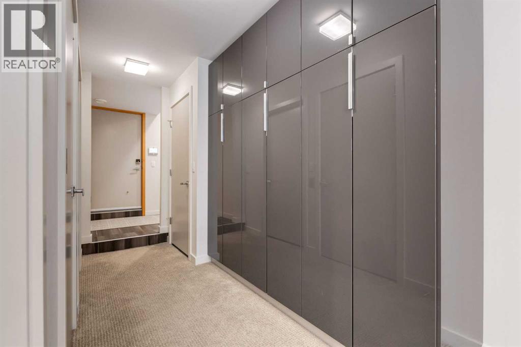 2138 28 Avenue SW - 44