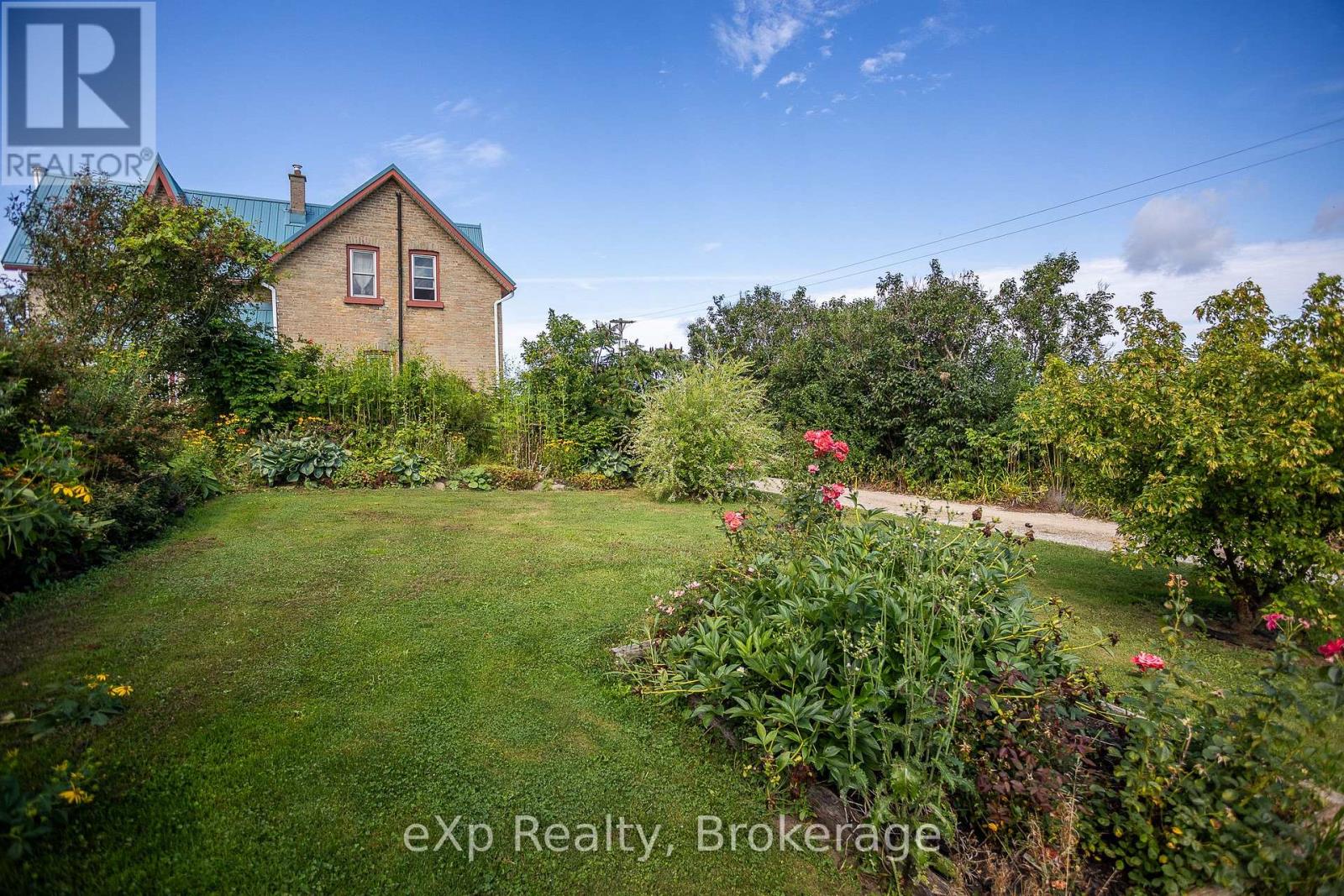1097 6 HIGHWAY - 27
