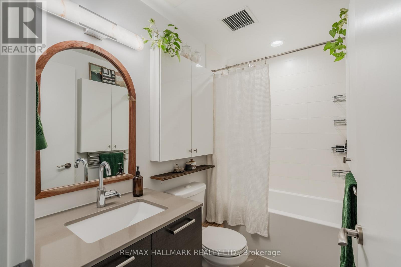 #203 60 HASLETT AVENUE - 11