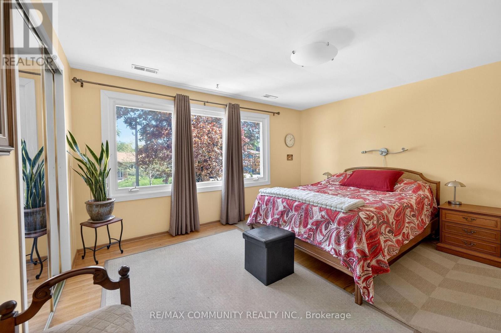 588 HUNTINGWOOD DRIVE - 22