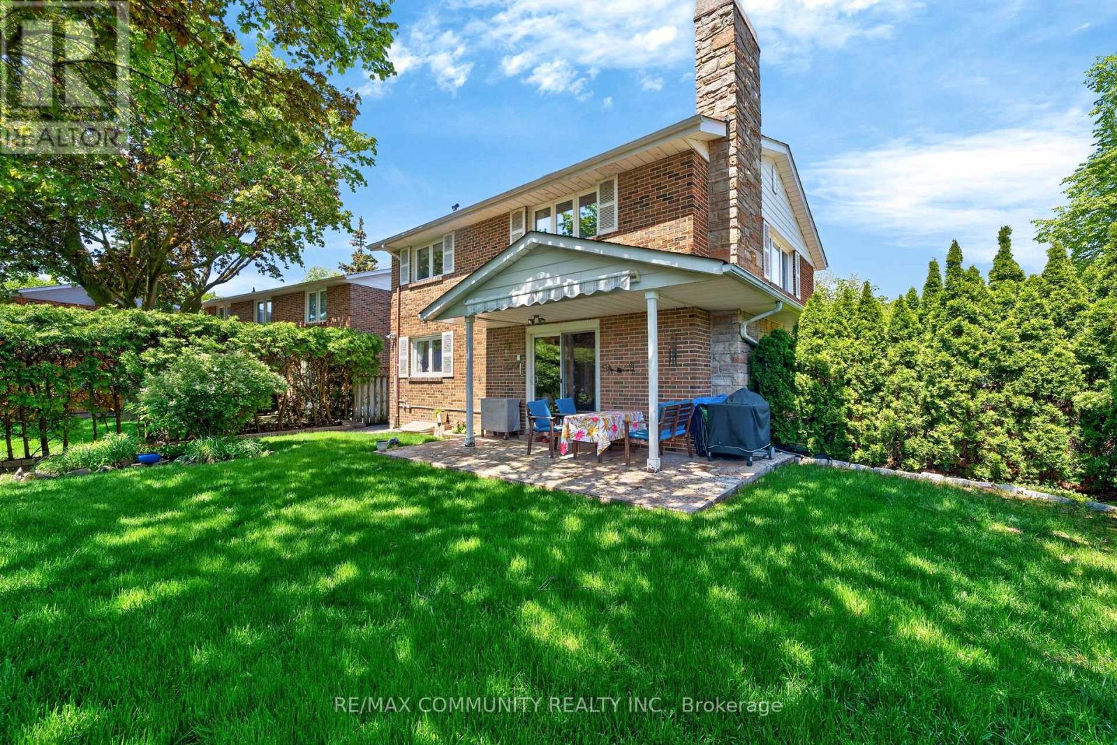 588 HUNTINGWOOD DRIVE - 40