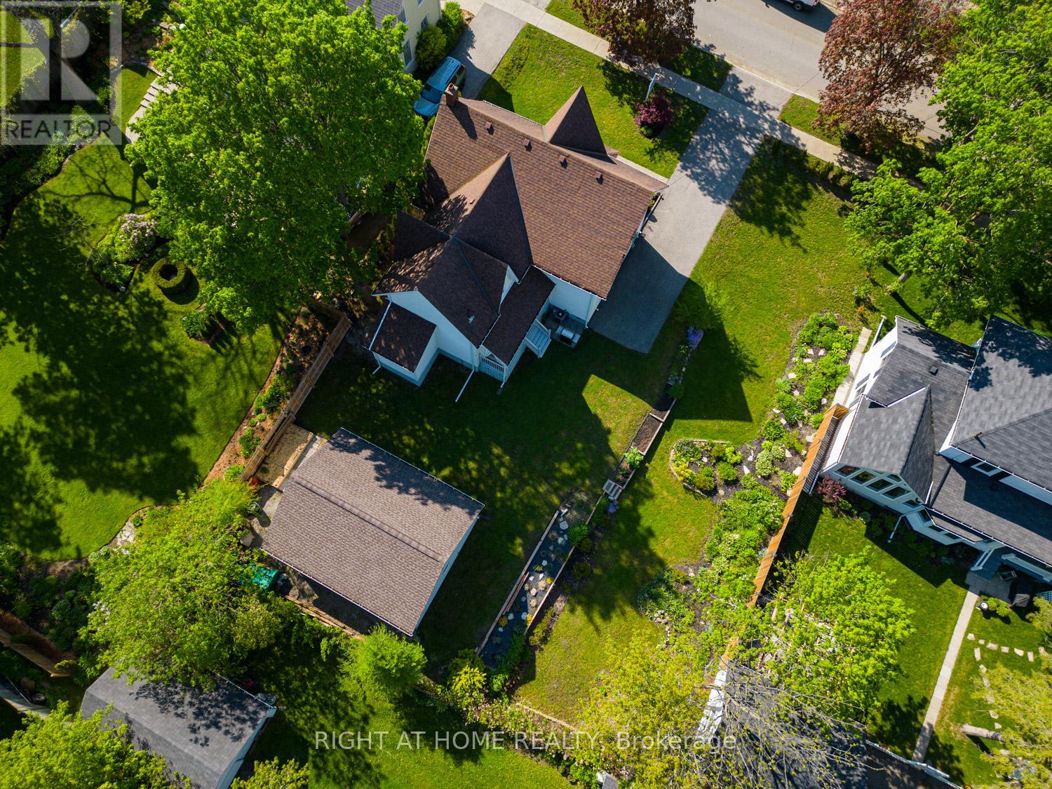 354 QUEEN STREET - 31