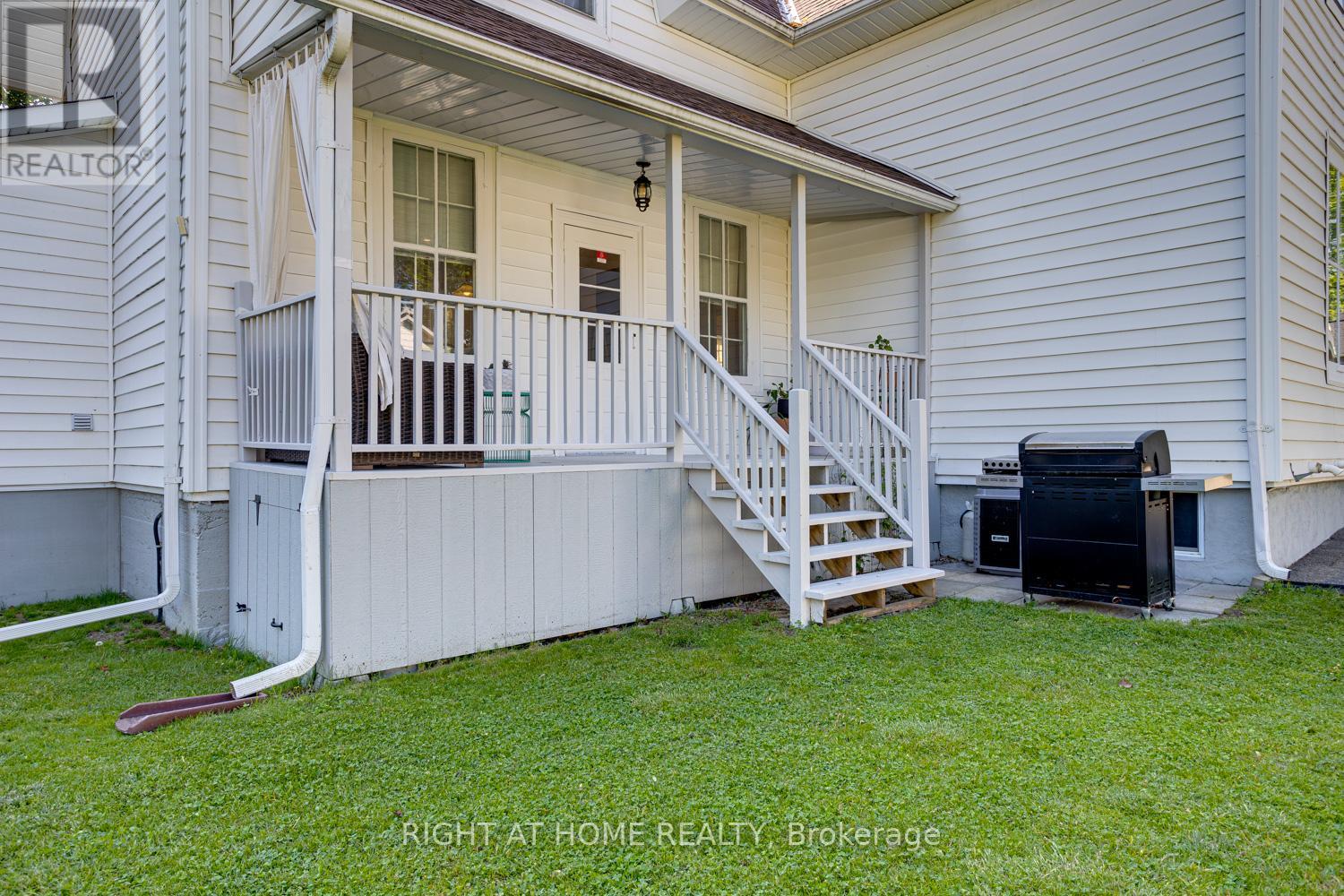 354 QUEEN STREET - 32