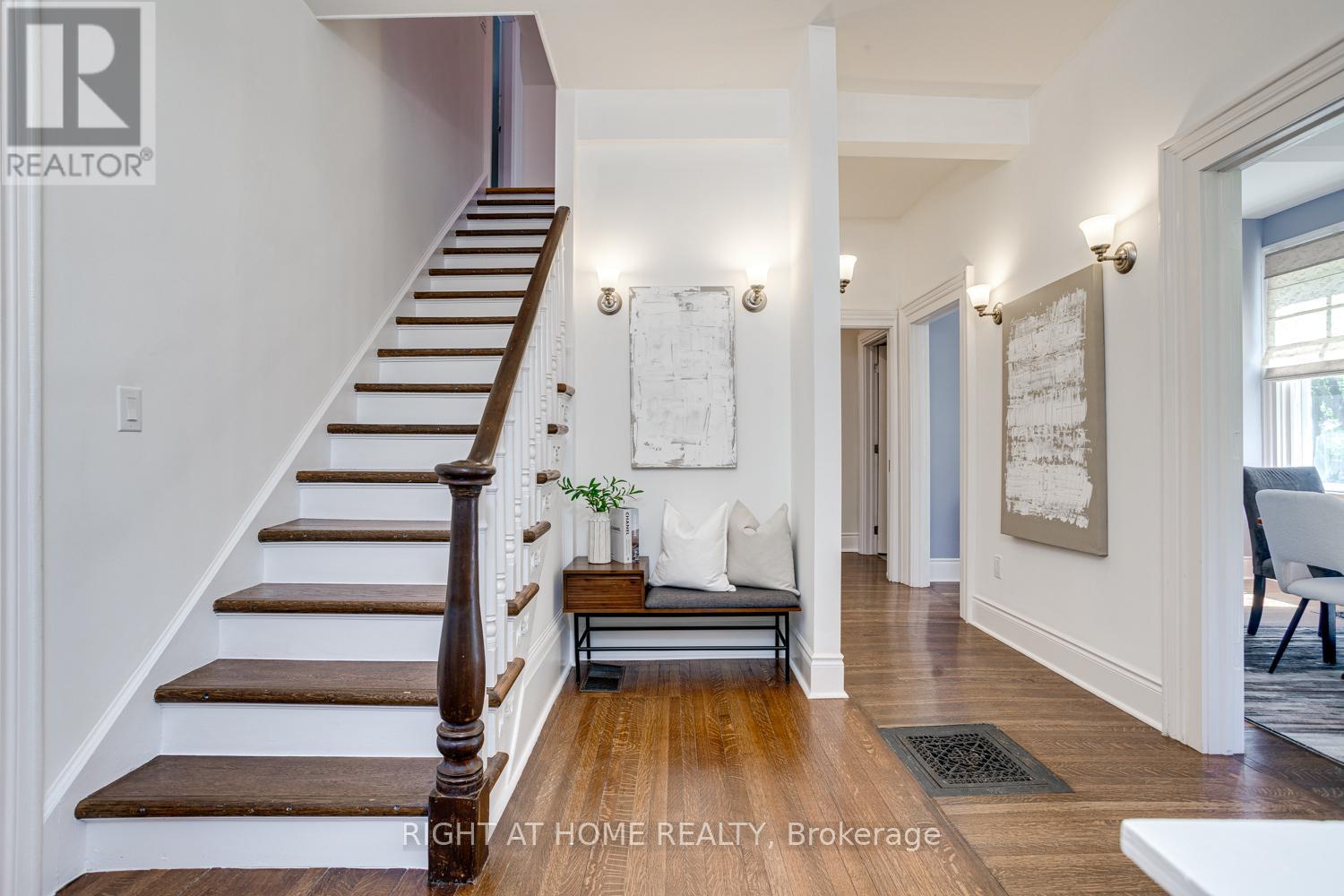 354 QUEEN STREET - 4