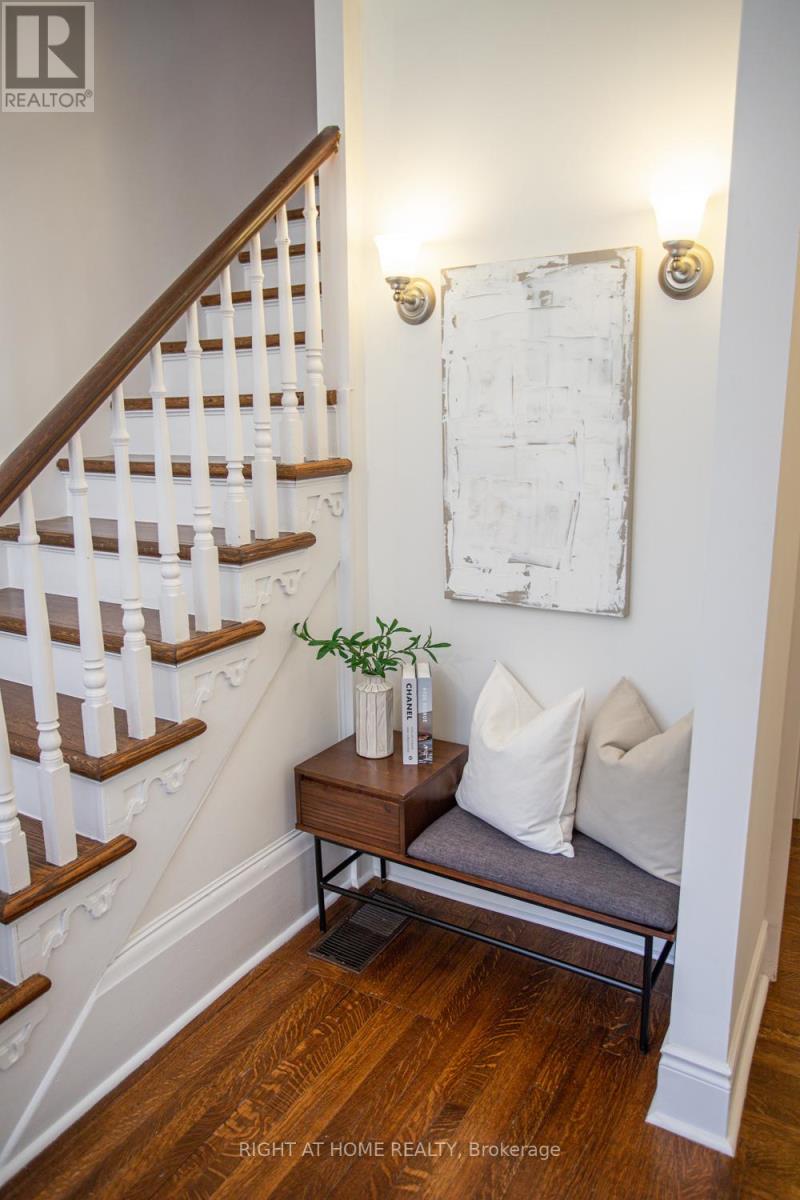 354 QUEEN STREET - 5