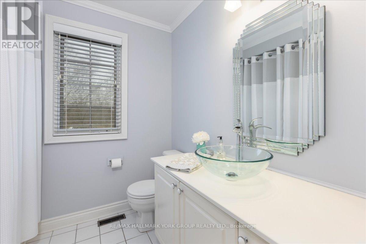 263 MCCLELLAN WAY - 33