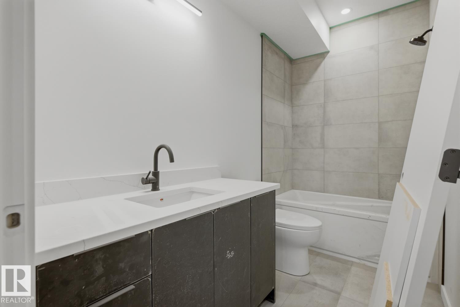 11327 122 ST NW - 34