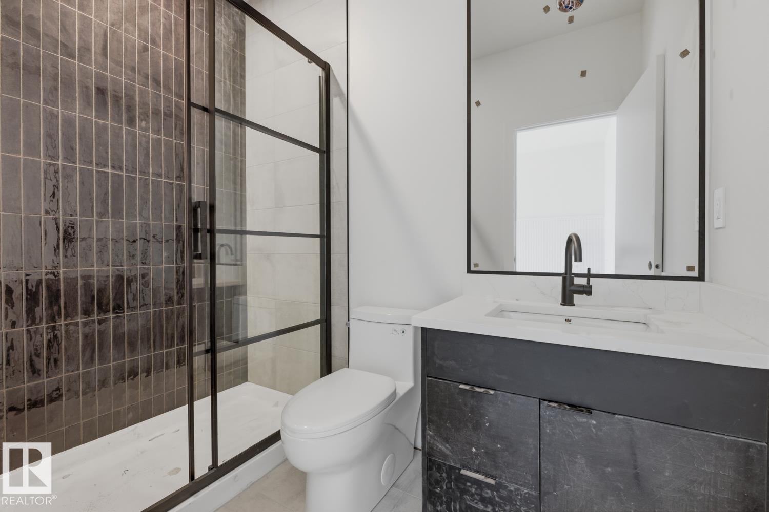 11327 122 ST NW - 11