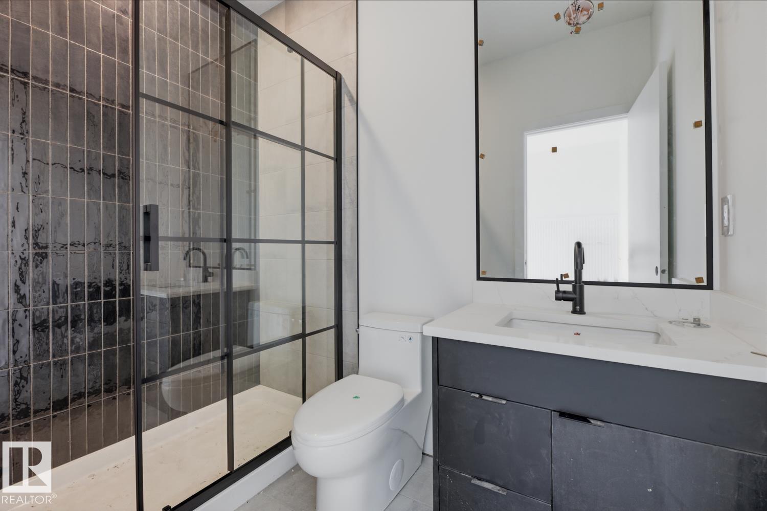 11327 122 ST NW - 29