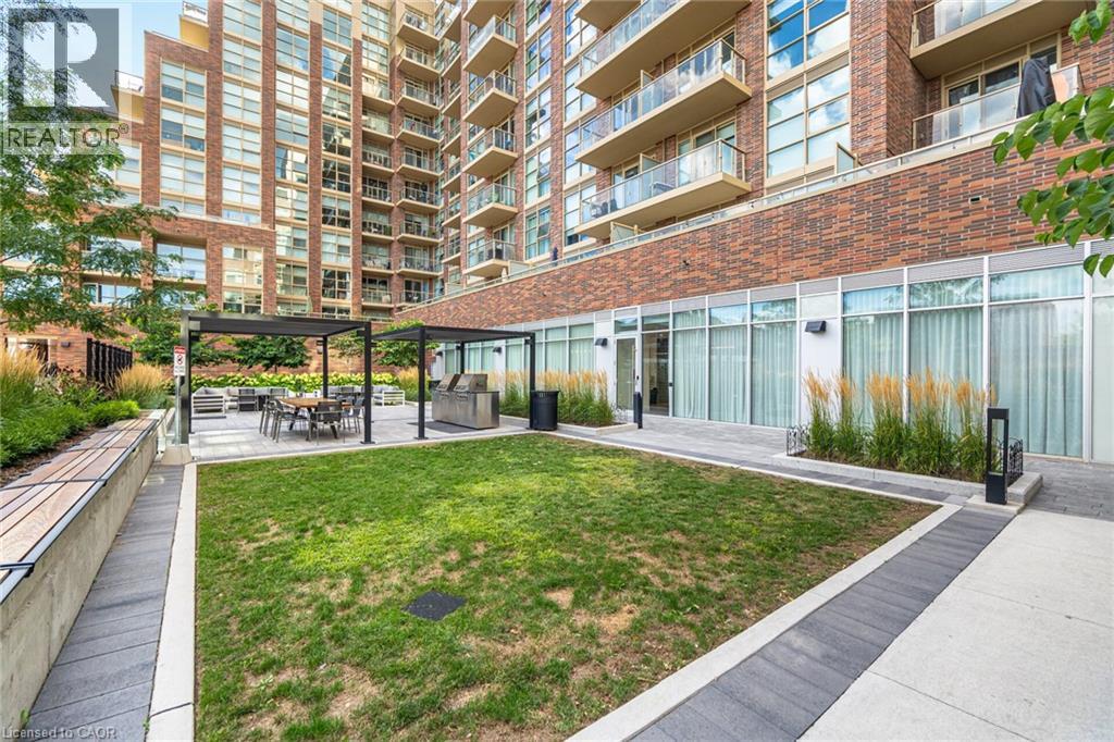#208 1787 ST CLAIR Avenue W - 23