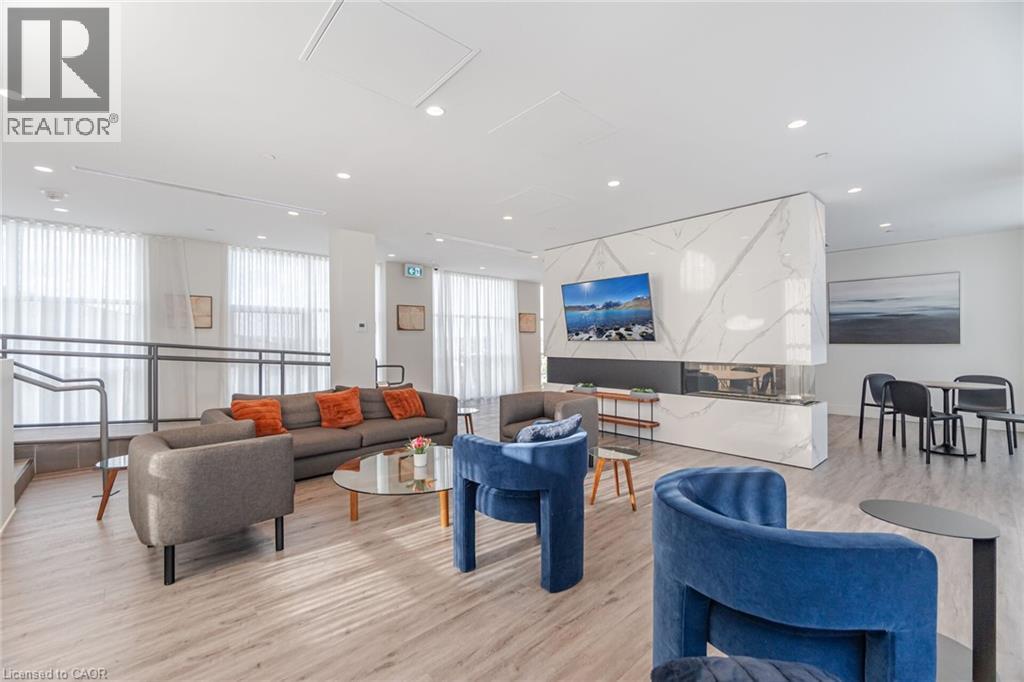 #208 1787 ST CLAIR Avenue W - 32