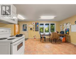 Kitchen - 46 Stapleton Road, Prince Edward County, ON K0K2J0 Photo 23