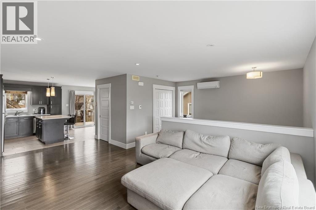100 Lancefield - Image 3