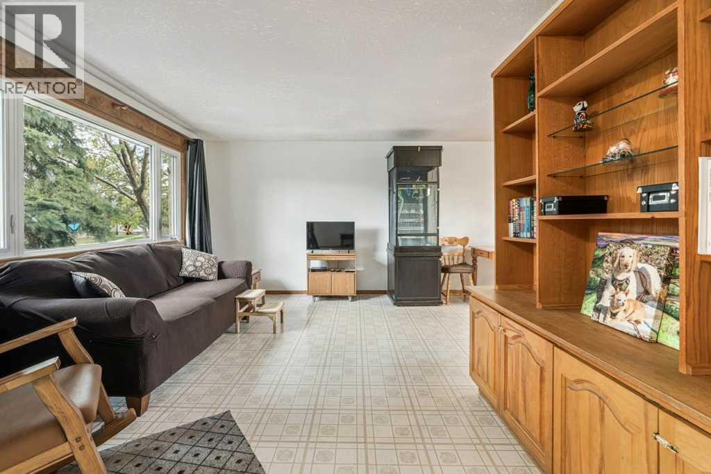 840 Pinecliff Drive NE - Image 2