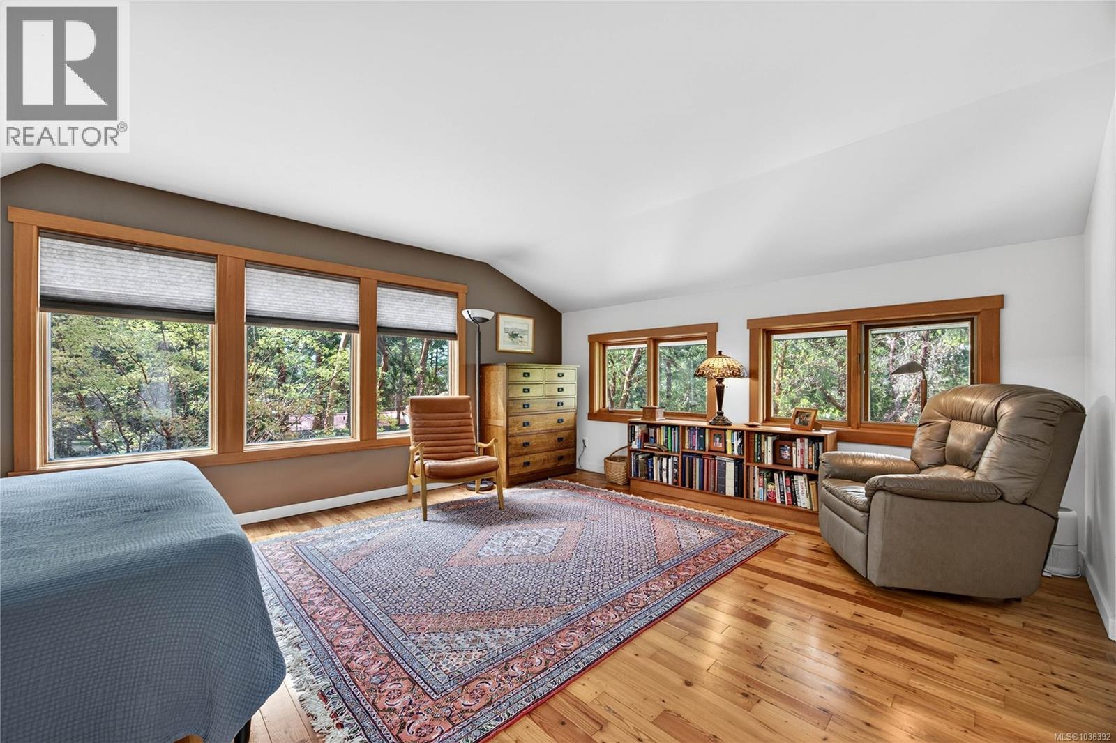 130 Lawnhill Dr - 21
