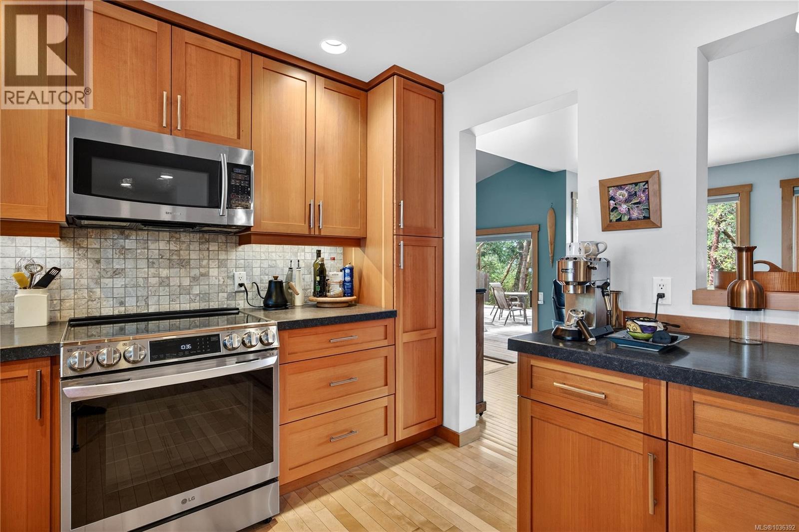 130 Lawnhill Dr - Image 3