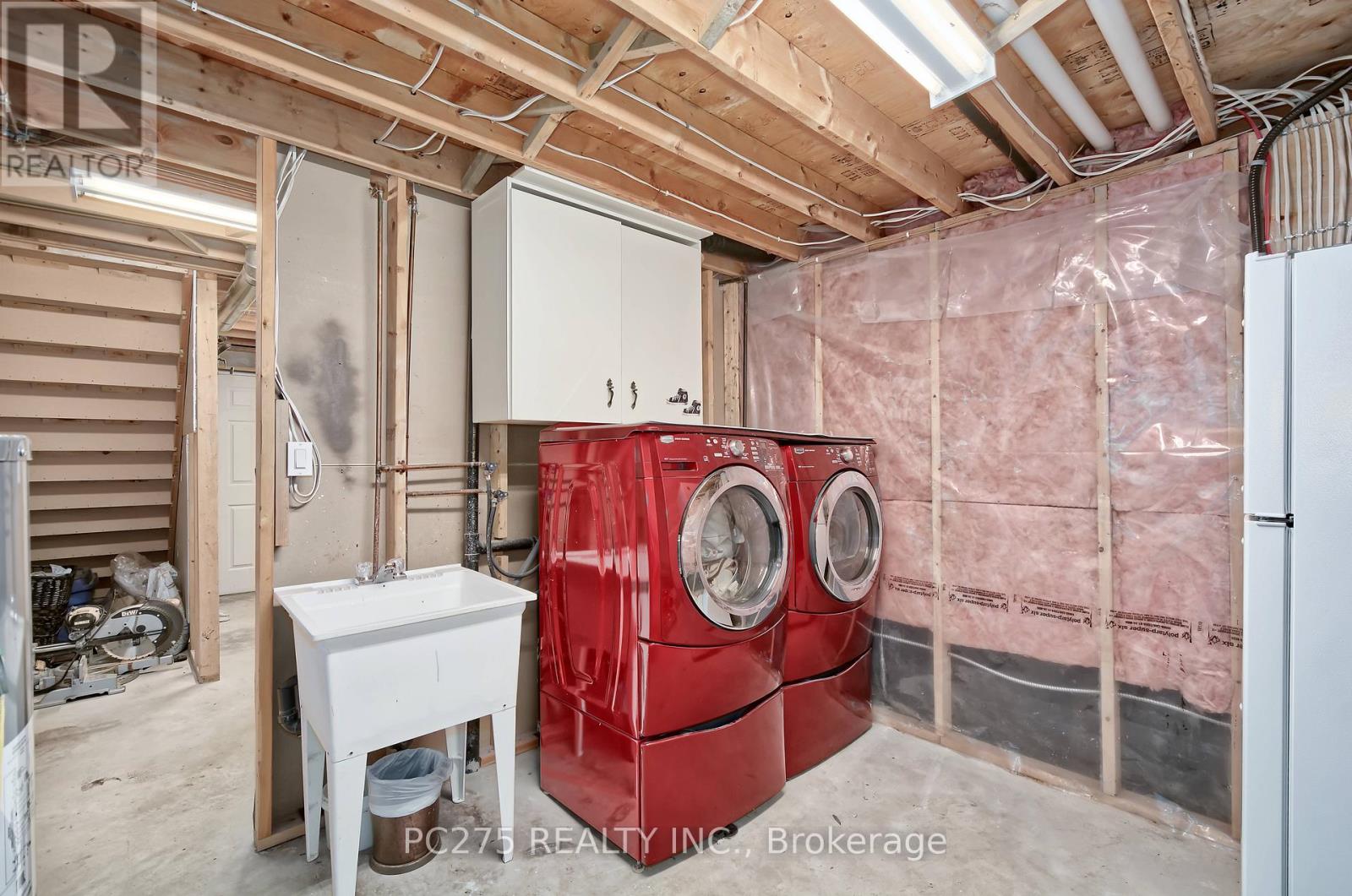 39 PONSFORD PLACE - 24
