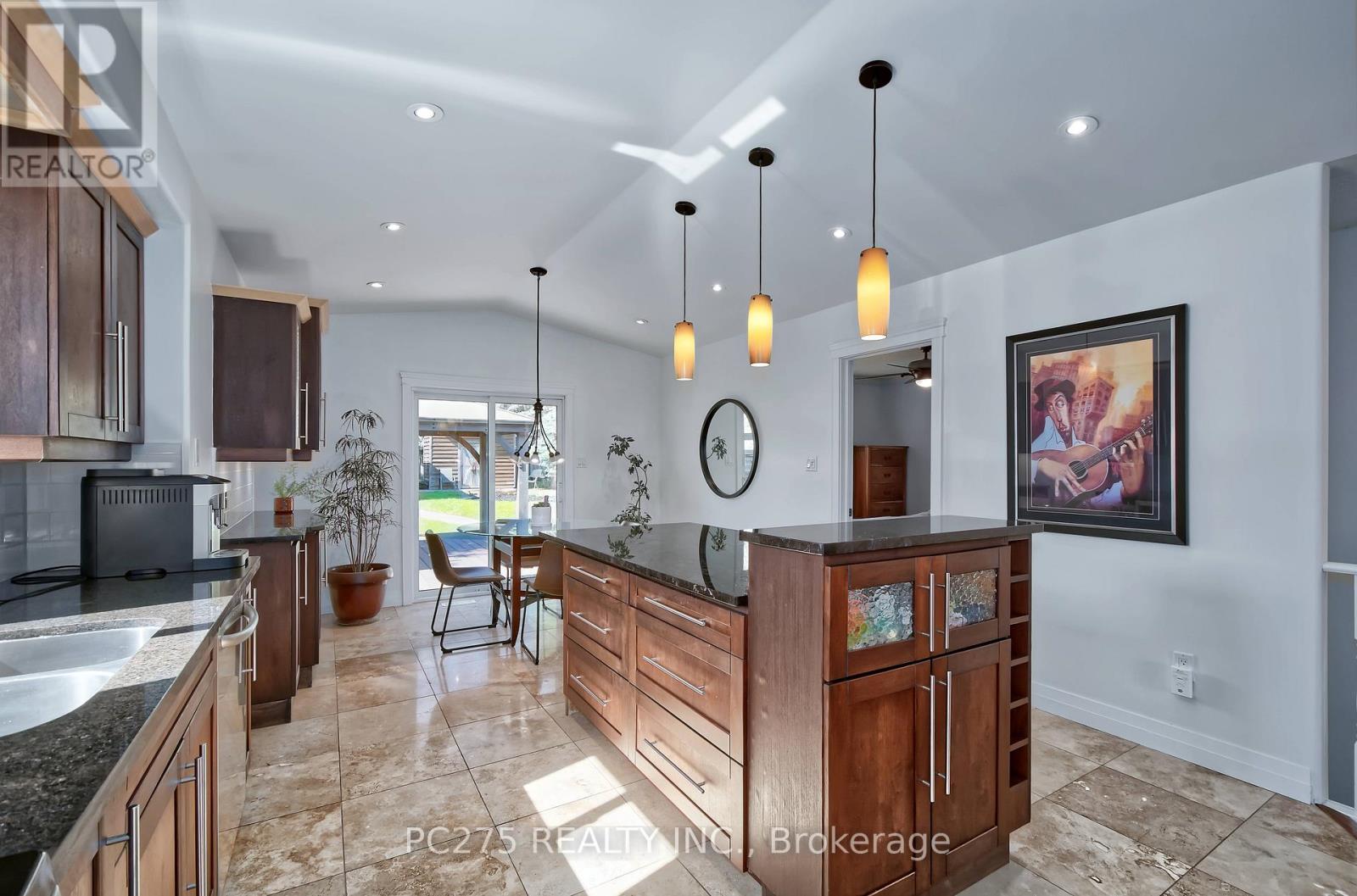 39 PONSFORD PLACE - 9