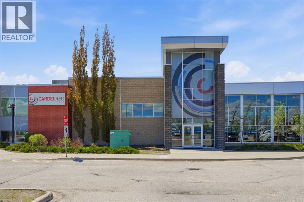 11 Somerglen Place SW - 44