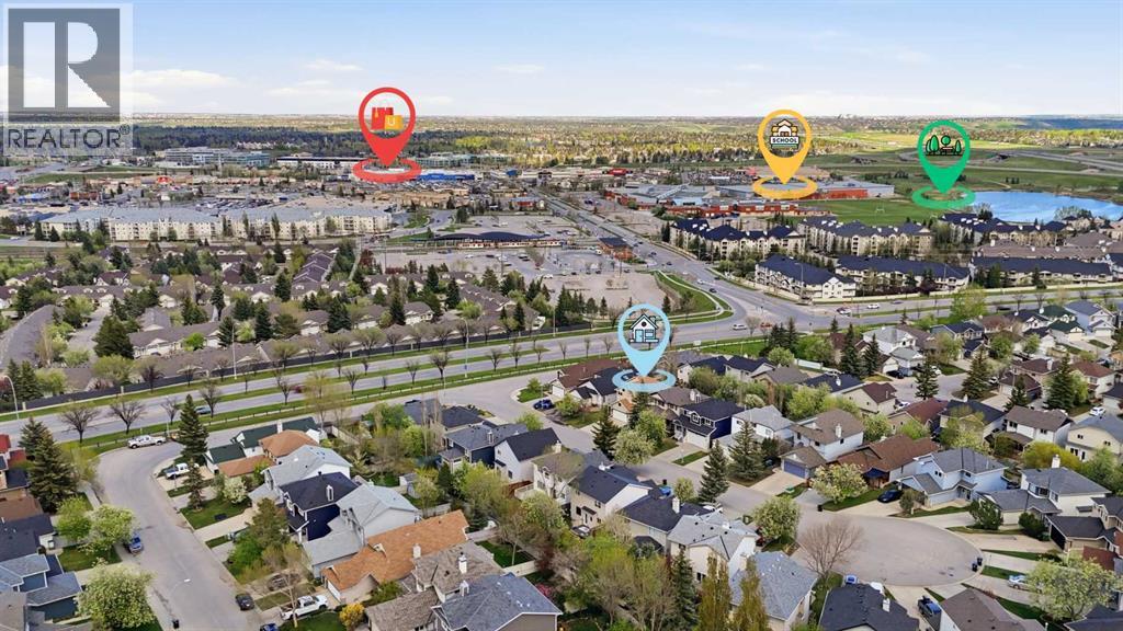11 Somerglen Place SW - 35