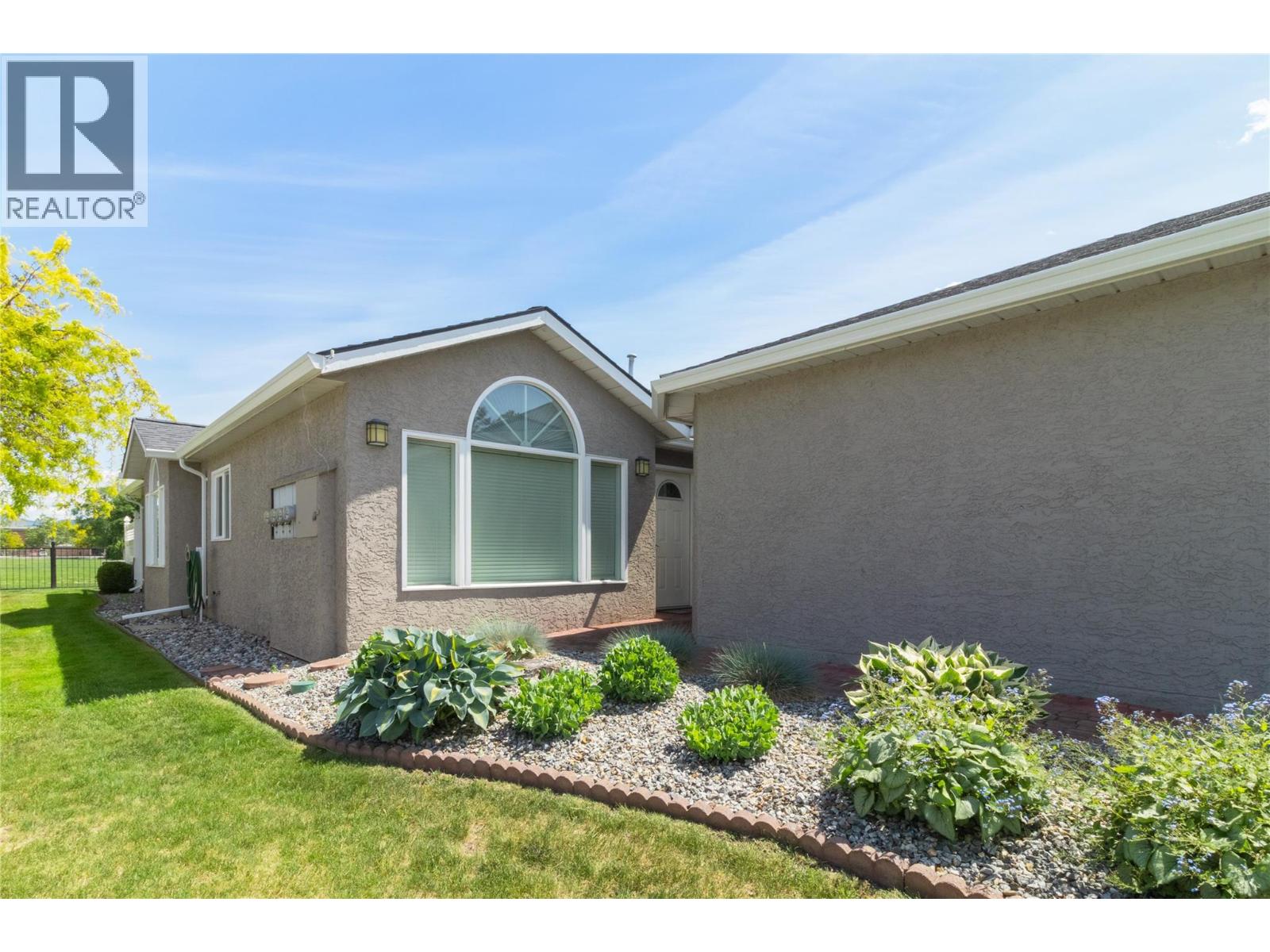 #4 1020 Lanfranco Road - Image 3