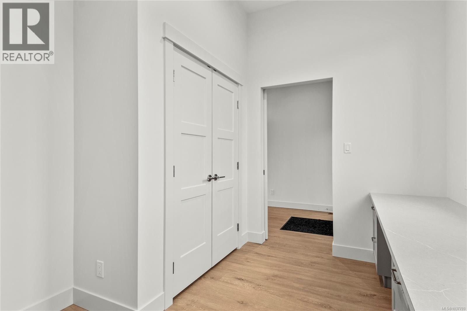 778 Sitka St - 31