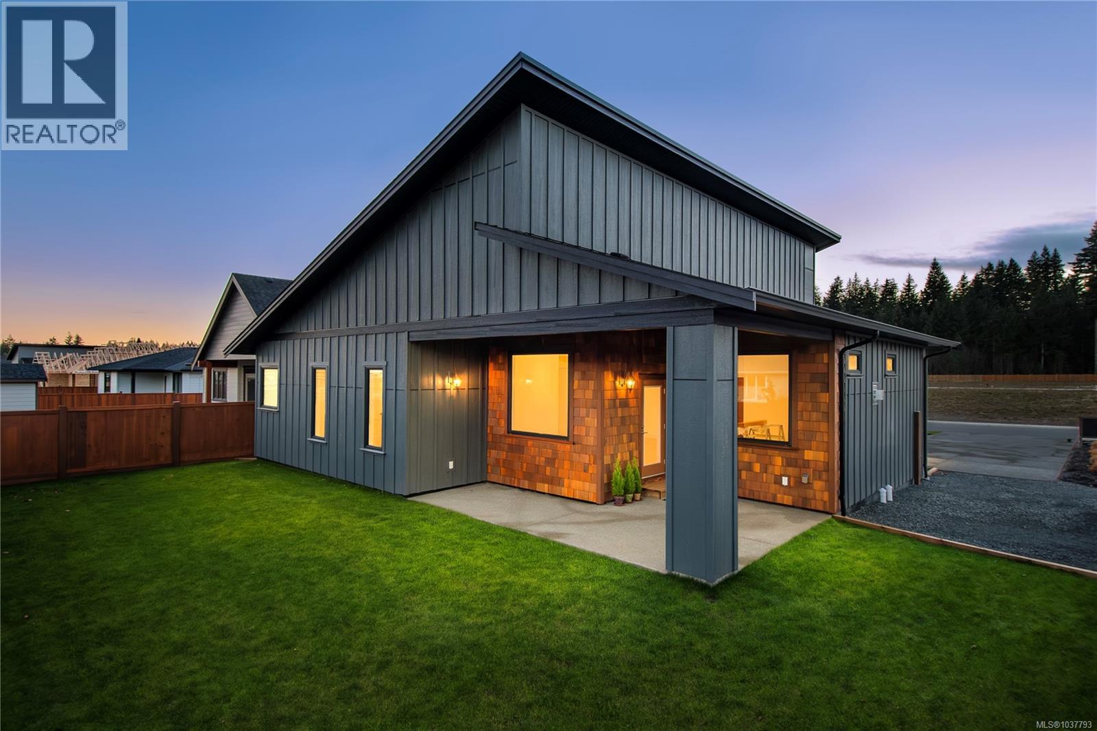 778 Sitka St - 4