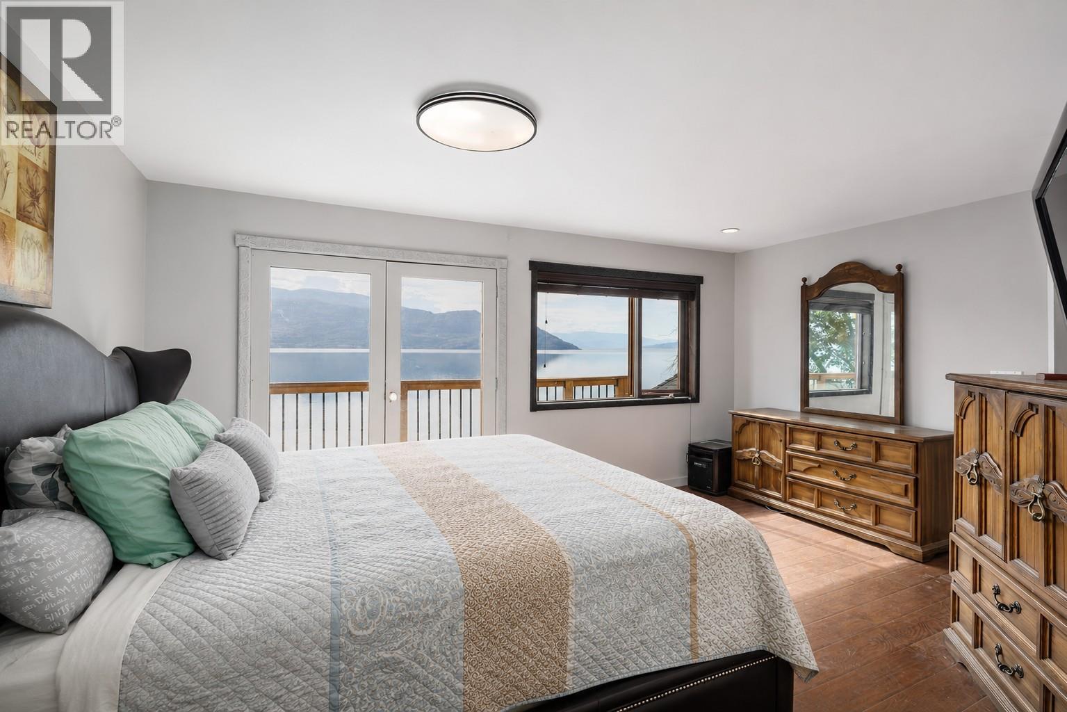6261 Renfrew Road, Peachland