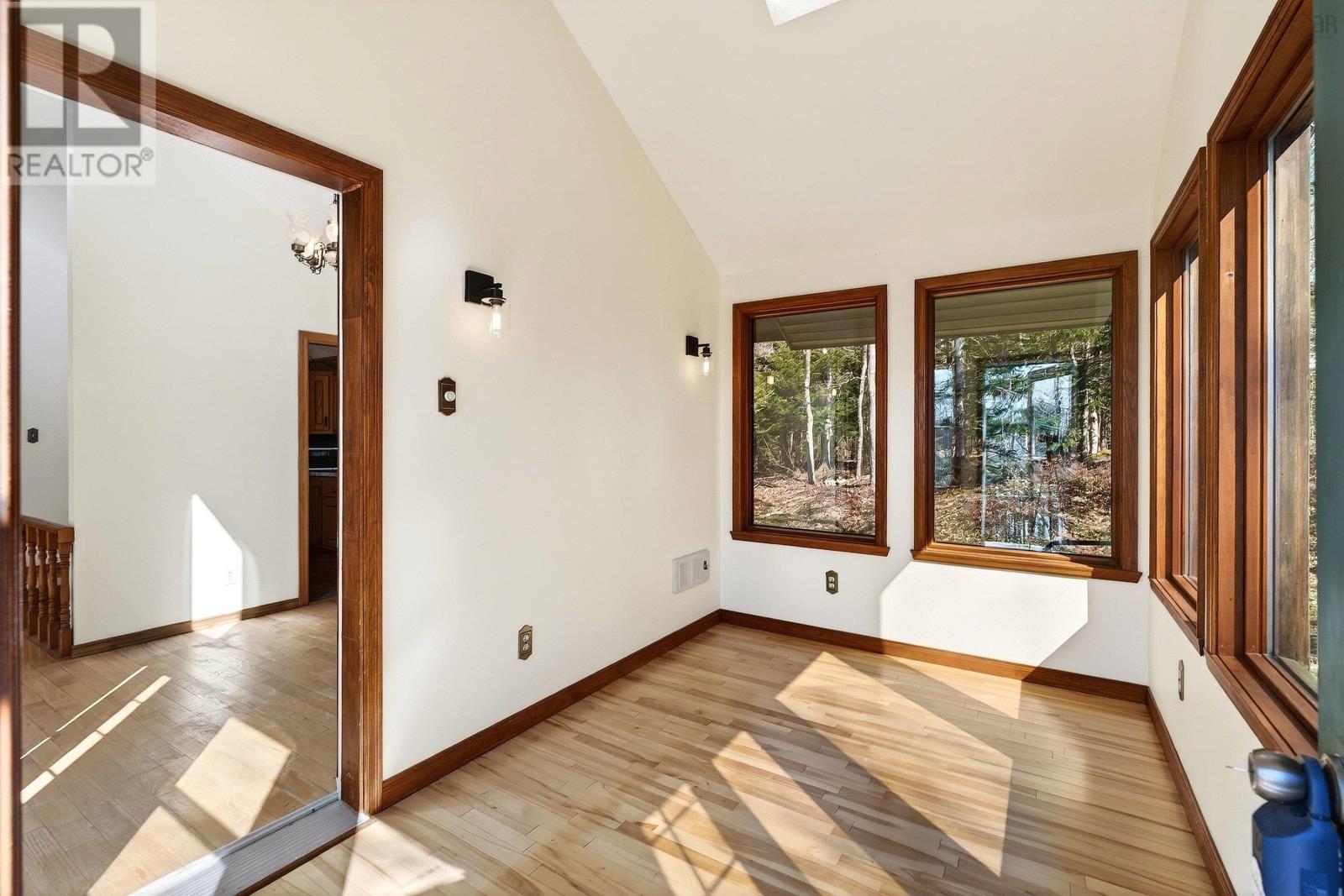 122 Windsor Drive - 8
