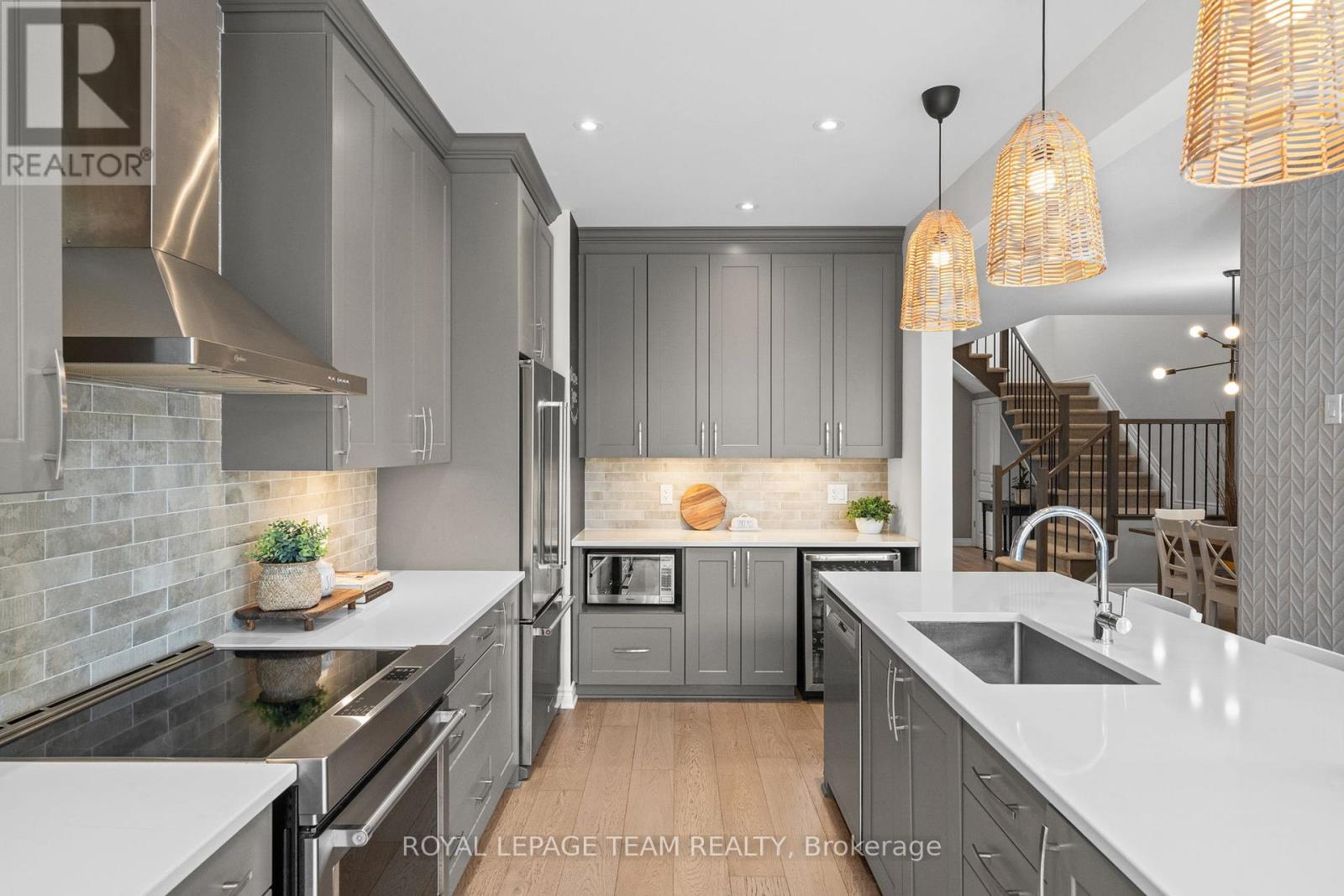 84 WARRIOR STREET - 10