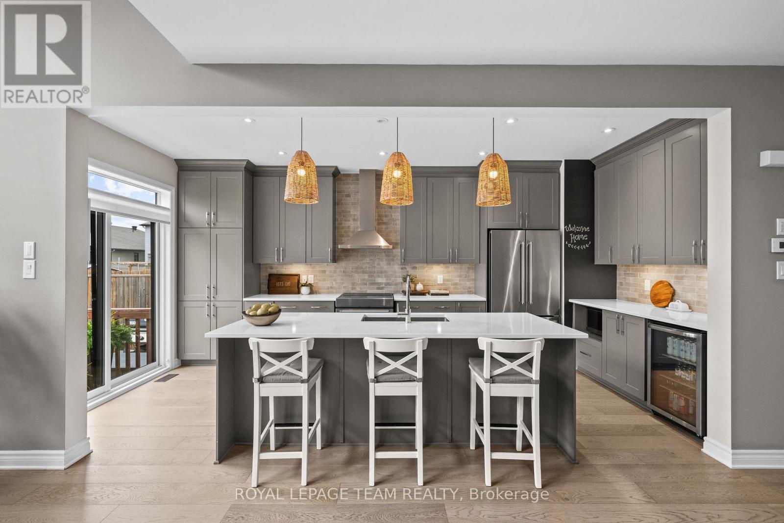 84 WARRIOR STREET - 12