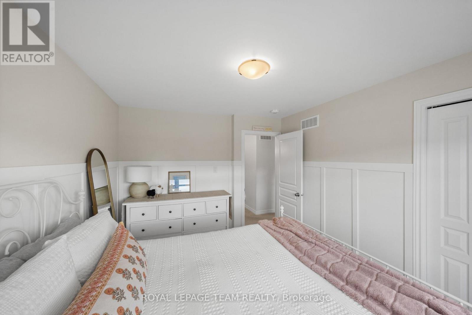 84 WARRIOR STREET - 31