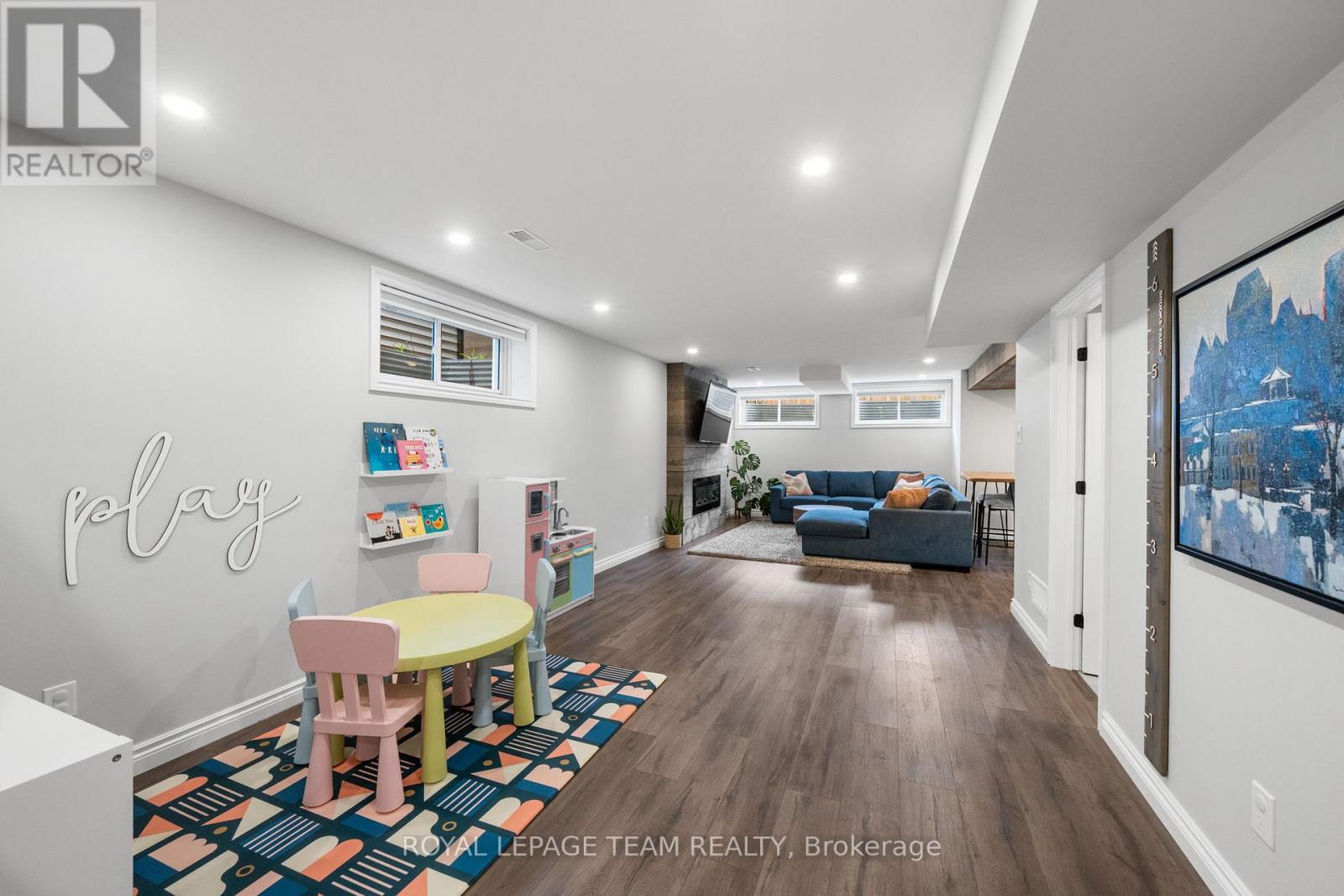 84 WARRIOR STREET - 35