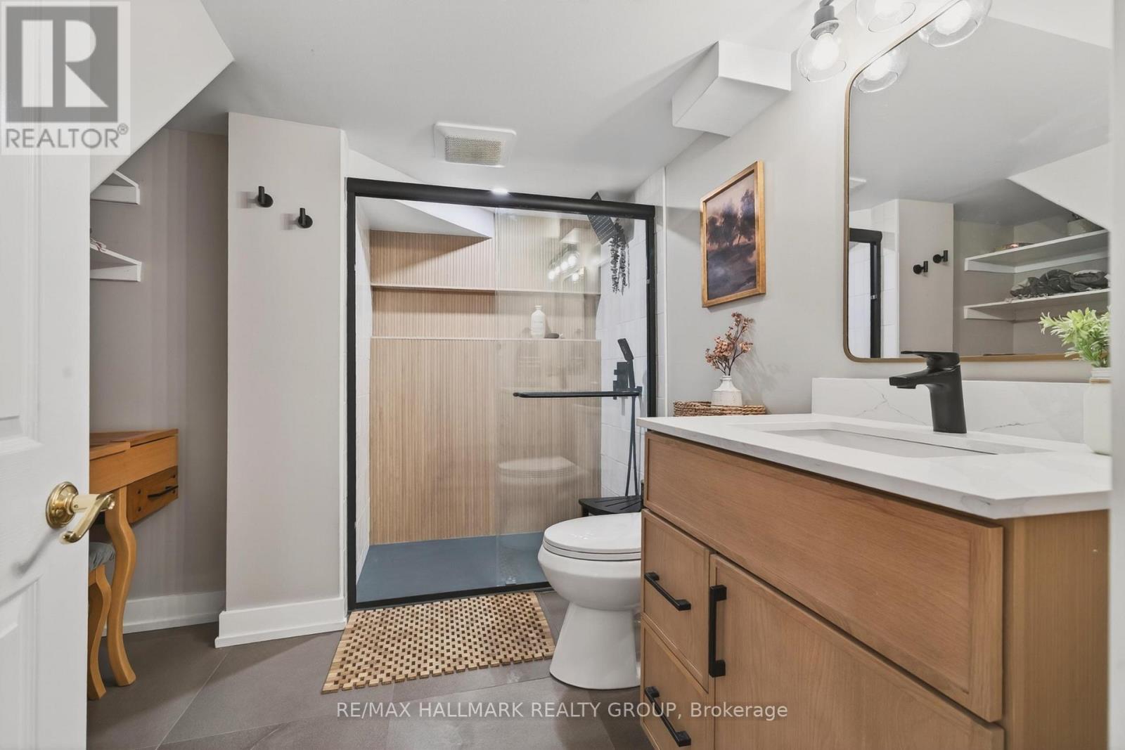 1081 FOLEY AVENUE - 21