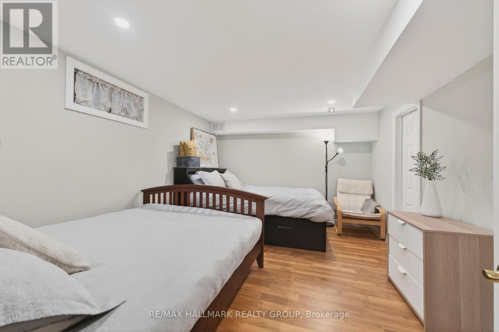 1081 FOLEY AVENUE - 23