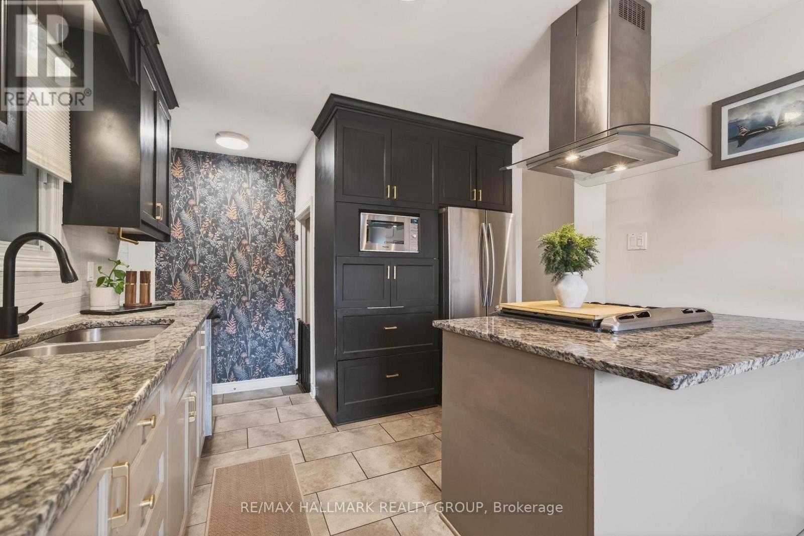 1081 FOLEY AVENUE - 8
