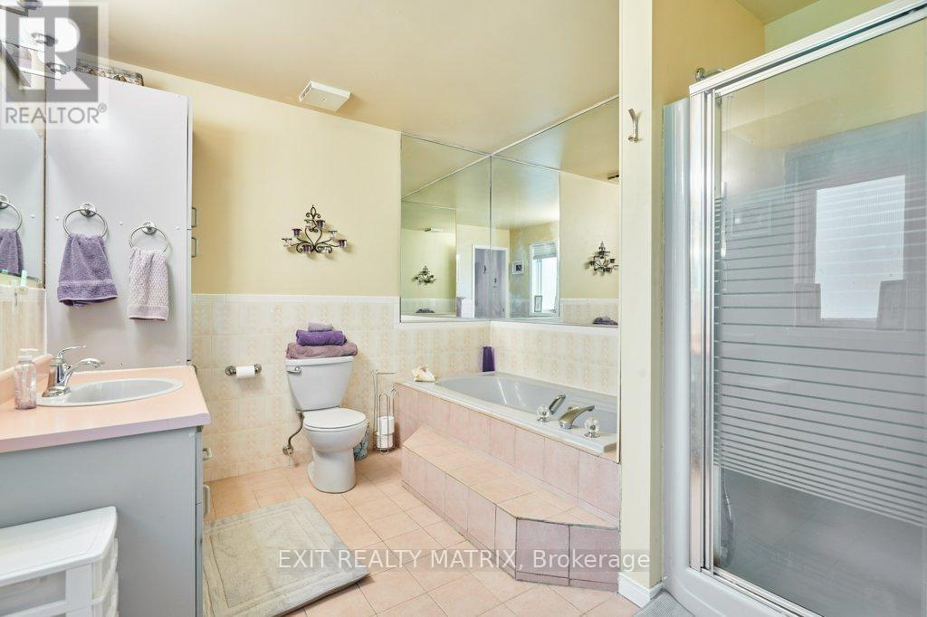 72 CASTLEBEAU STREET - 18