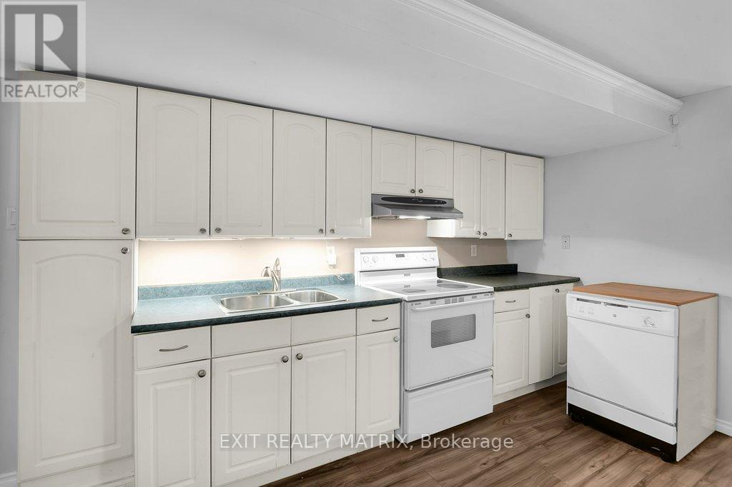 72 CASTLEBEAU STREET - 25
