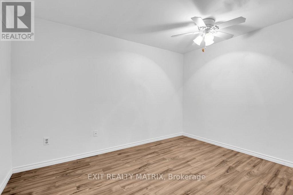 72 CASTLEBEAU STREET - 26