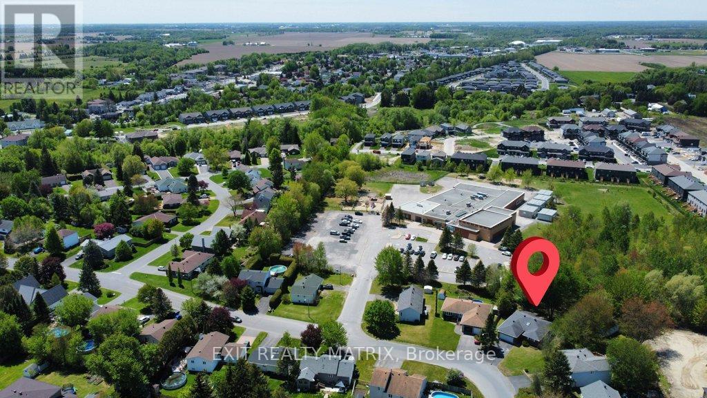 72 CASTLEBEAU STREET - 37
