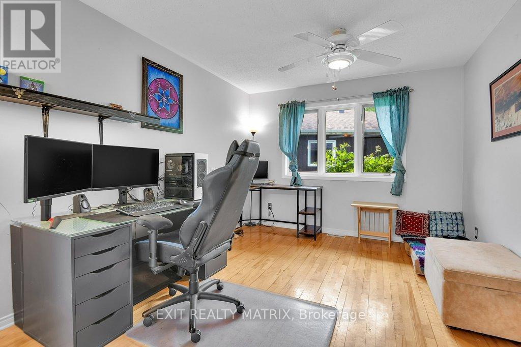 72 CASTLEBEAU STREET - 8