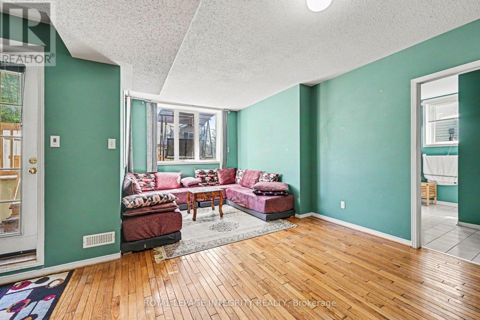 168 SPRINGWATER DRIVE S - 29