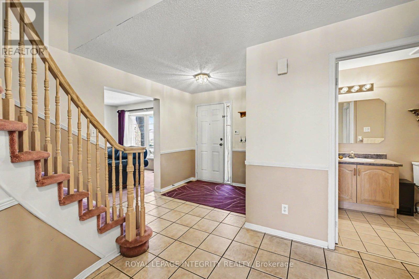 168 SPRINGWATER DRIVE S - 6