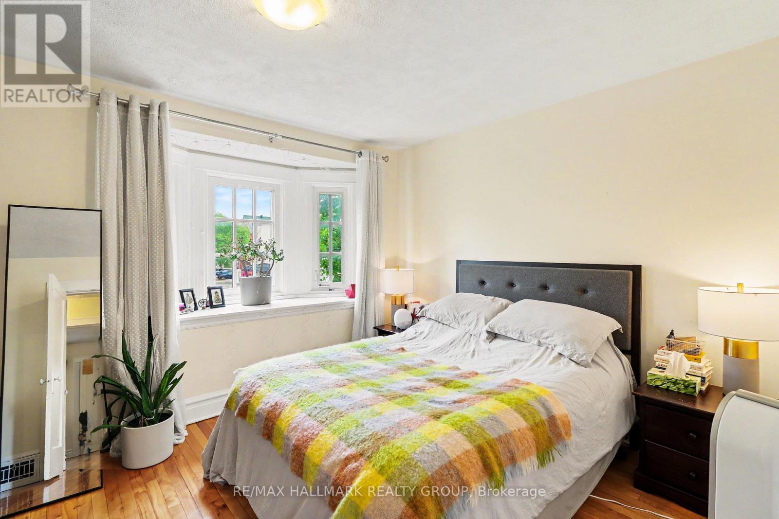 103 GLEBE AVENUE - 11