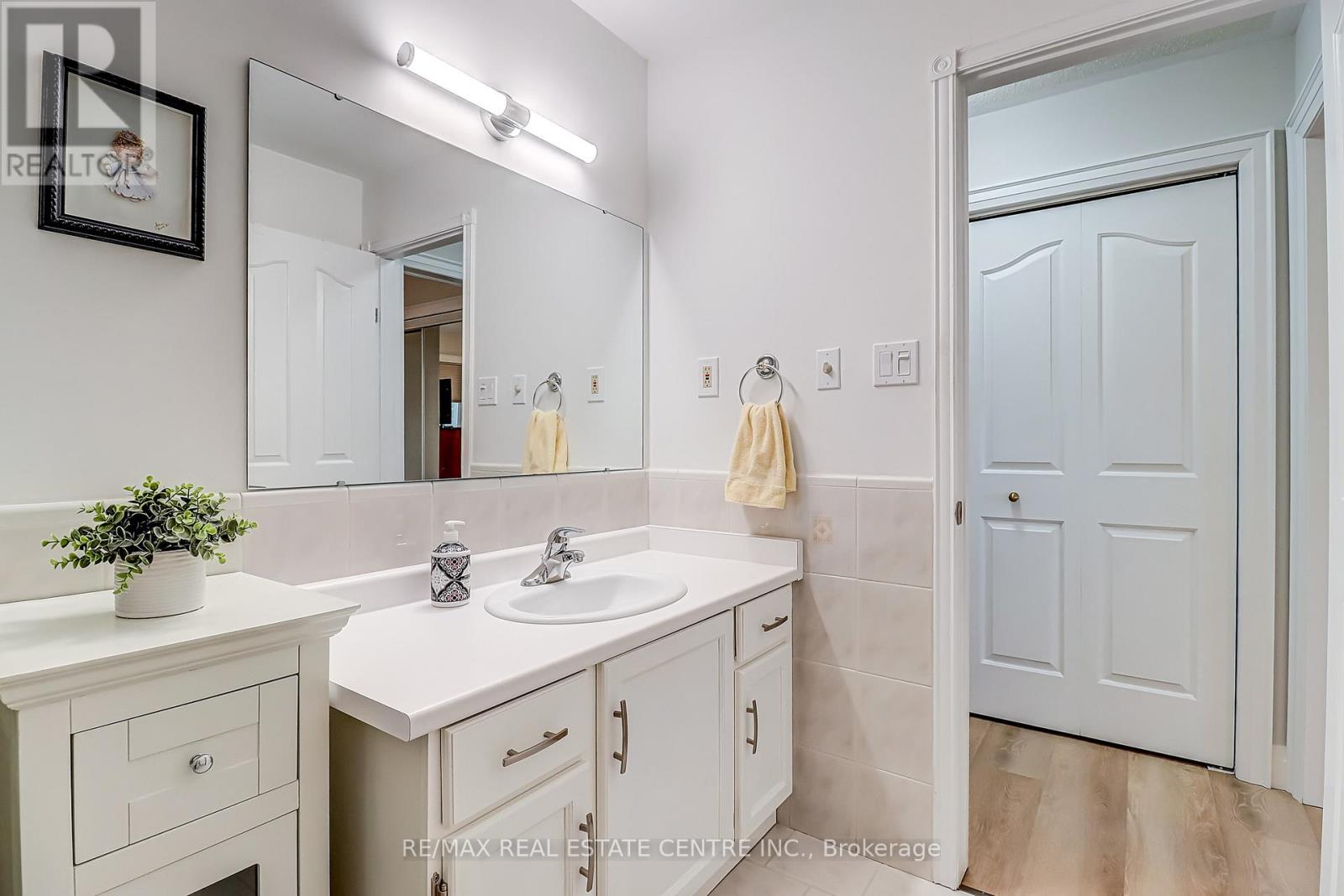 #57 3050 PINEMEADOW DRIVE - 33