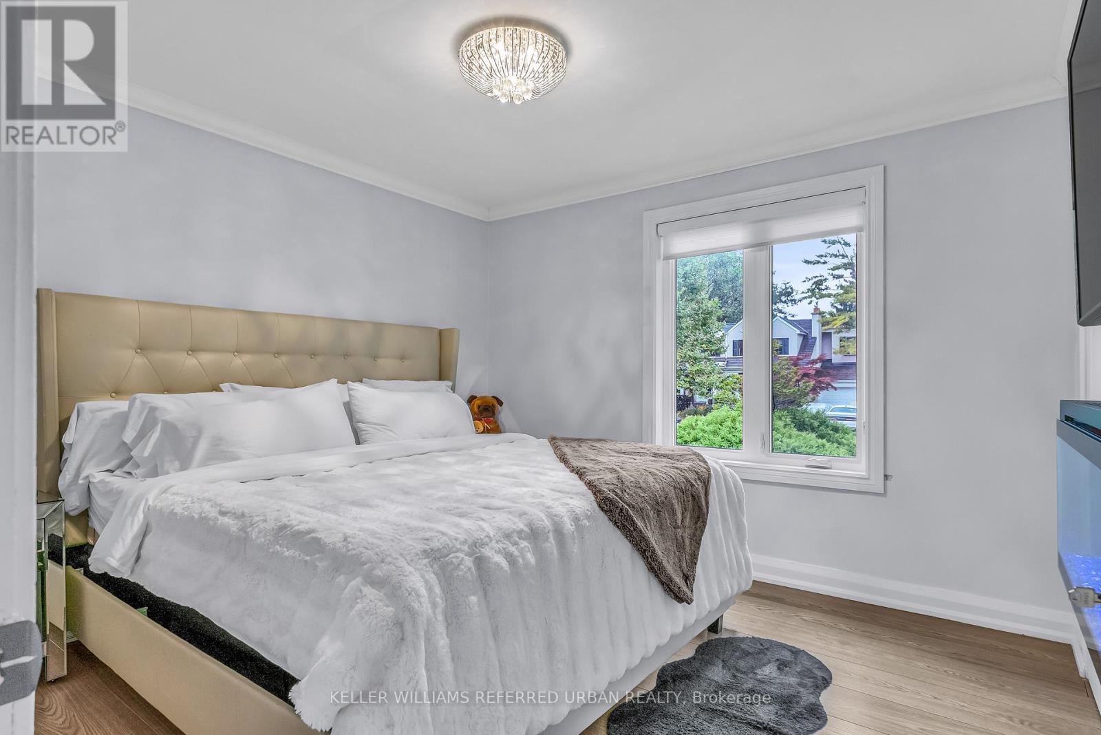 115 ASHBOURNE DRIVE - 12