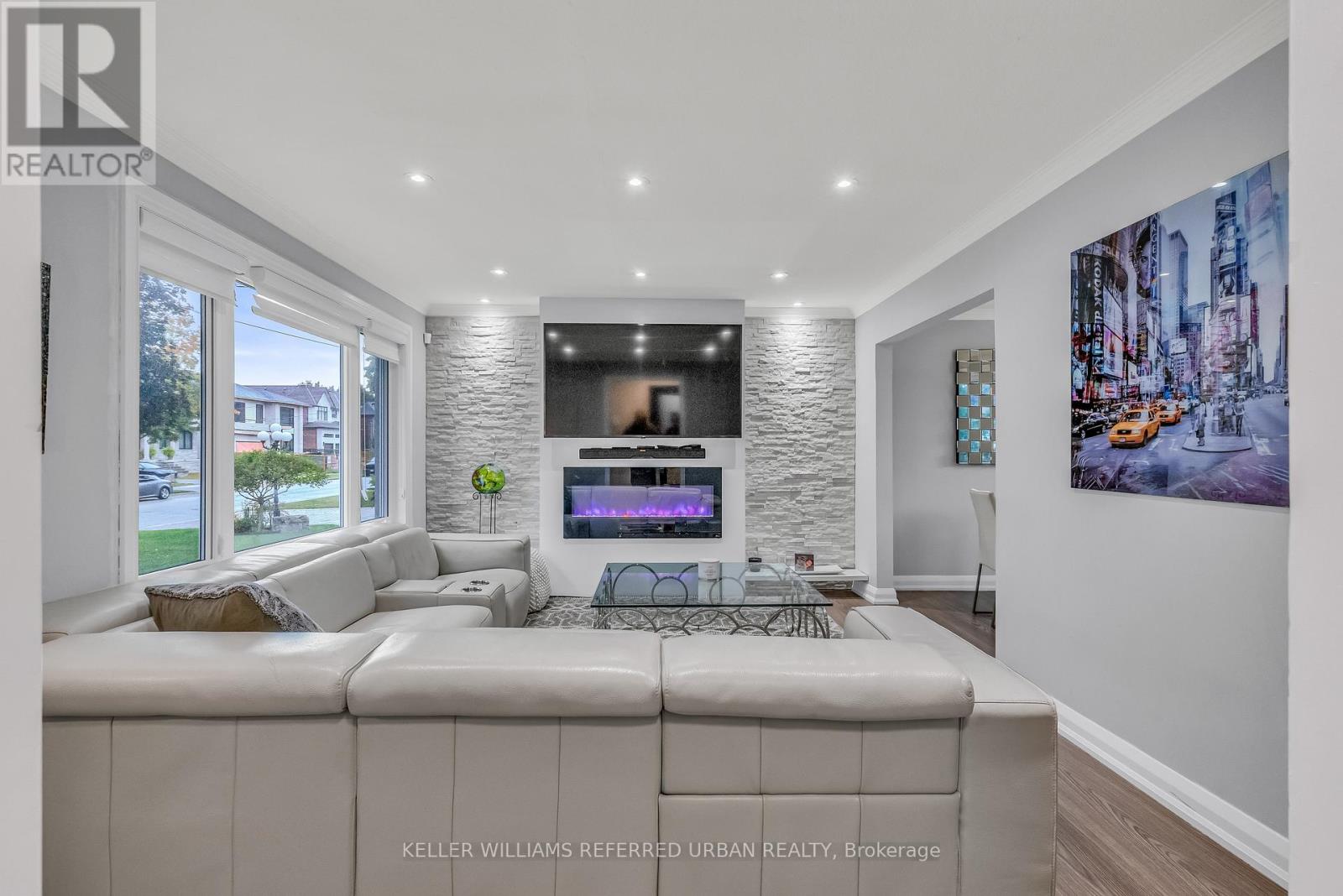 115 ASHBOURNE DRIVE - 6