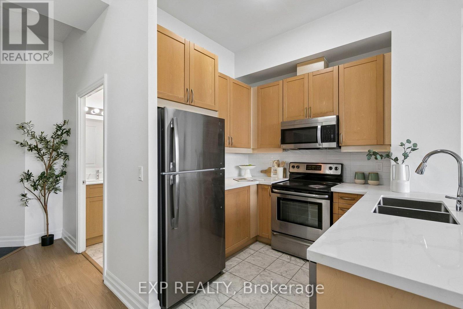 #3305 3939 DUKE OF YORK BOULEVARD - 14