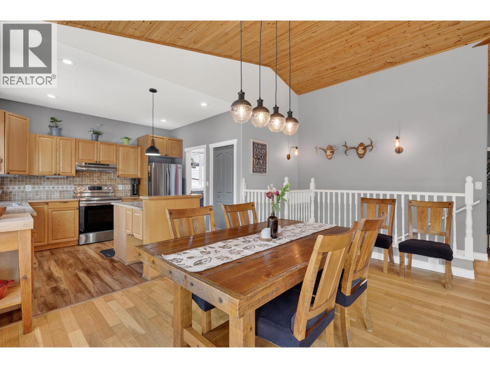  1850 22nd Street Northeast, Salmon Arm